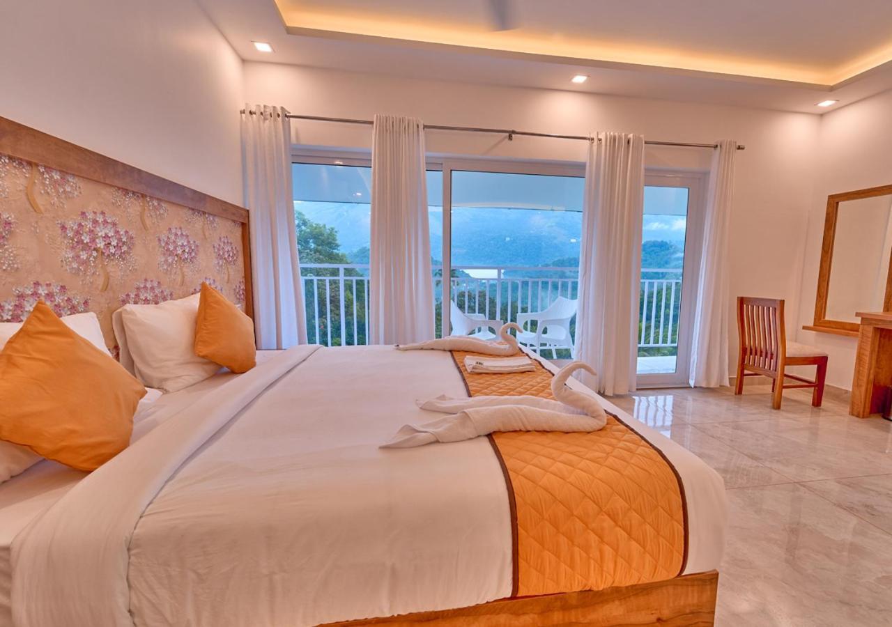 Ice Mist Pool Resort Munnar By Voye Homes Esterno foto